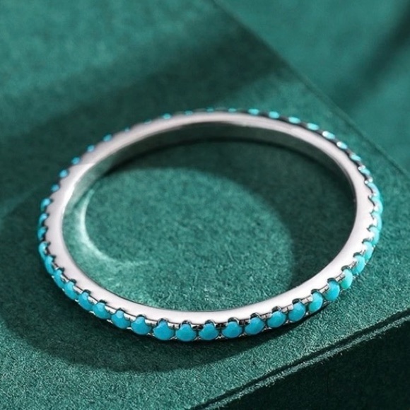 925 Sterling Silver Classic Turquoise Stackable Ring - Picture 5 of 10